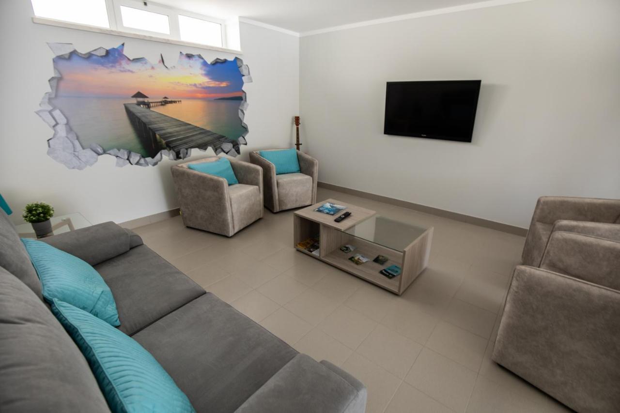 Auberge de jeunesse Ericeira Atlantic Extérieur photo